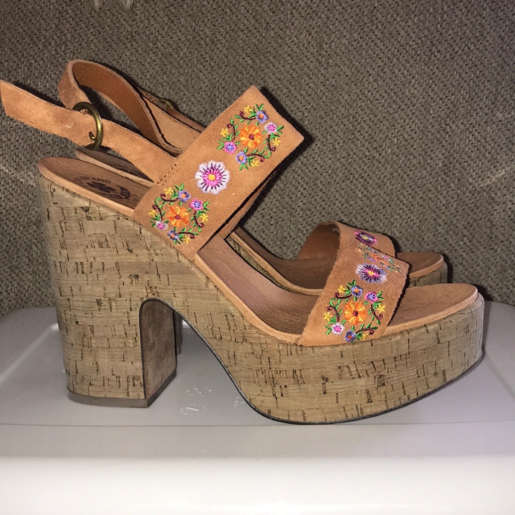 Dk Amber Oiled Suede Strap Lucky Brand